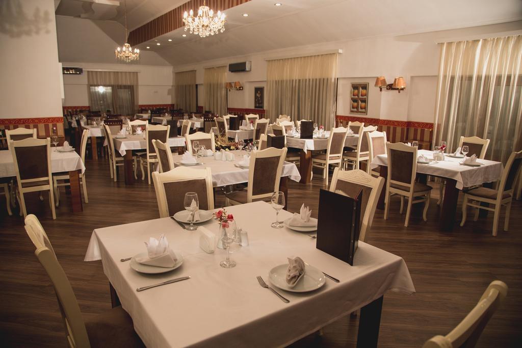 Baku Inn Hotel Екстер'єр фото